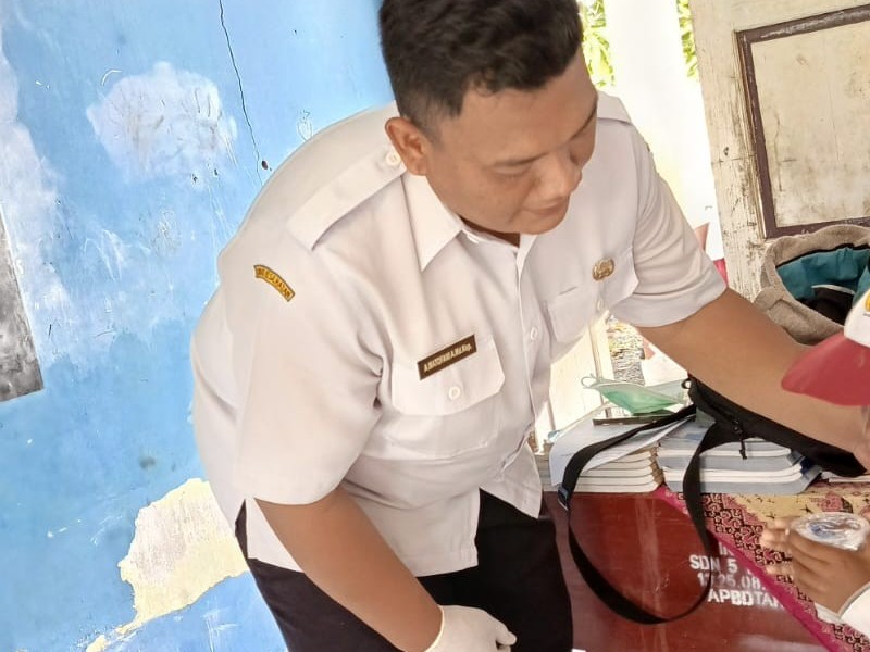 POSYANDU : PEMBERIAN OBAT CACING
